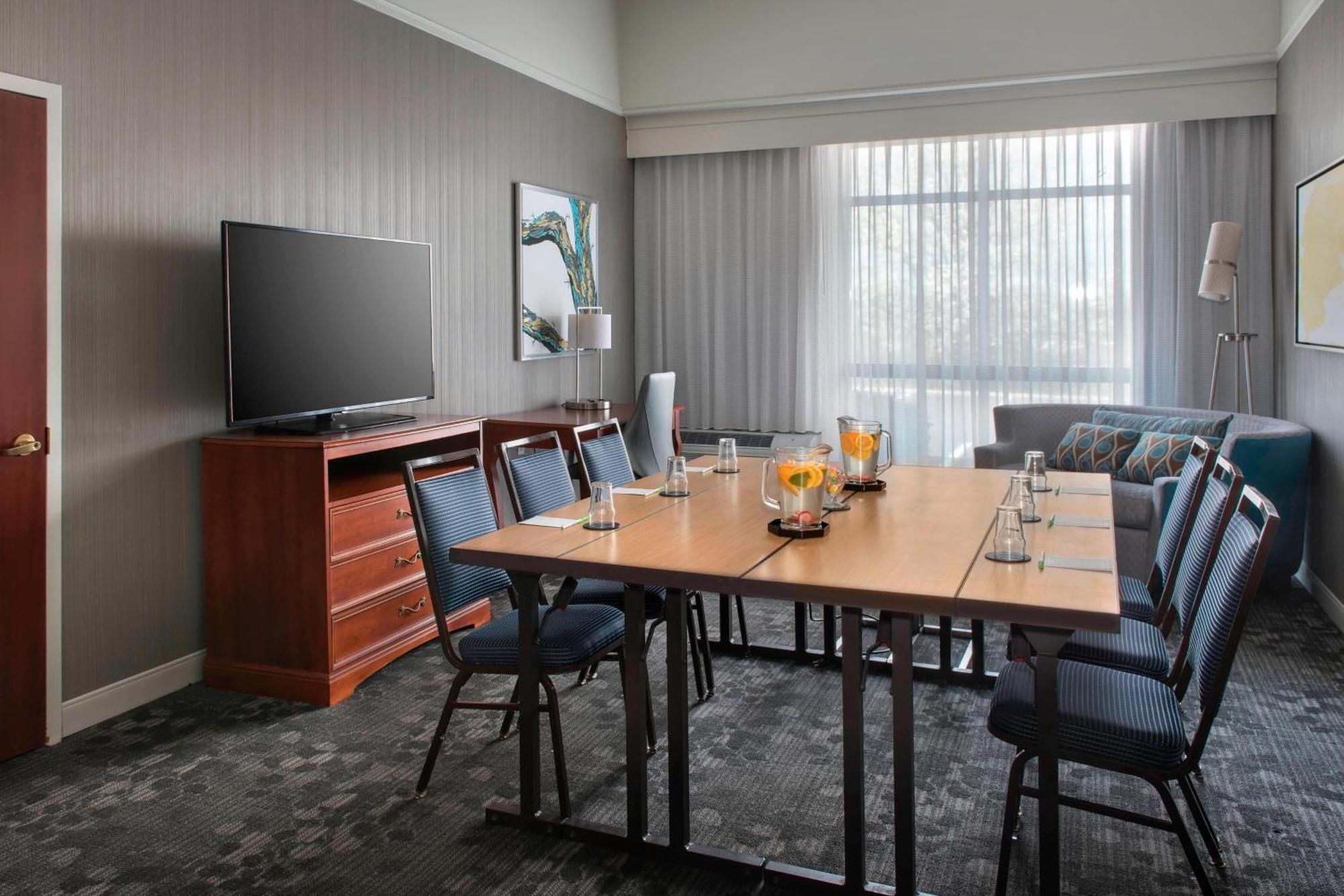 Courtyard By Marriott Basking Ridge Exterior foto